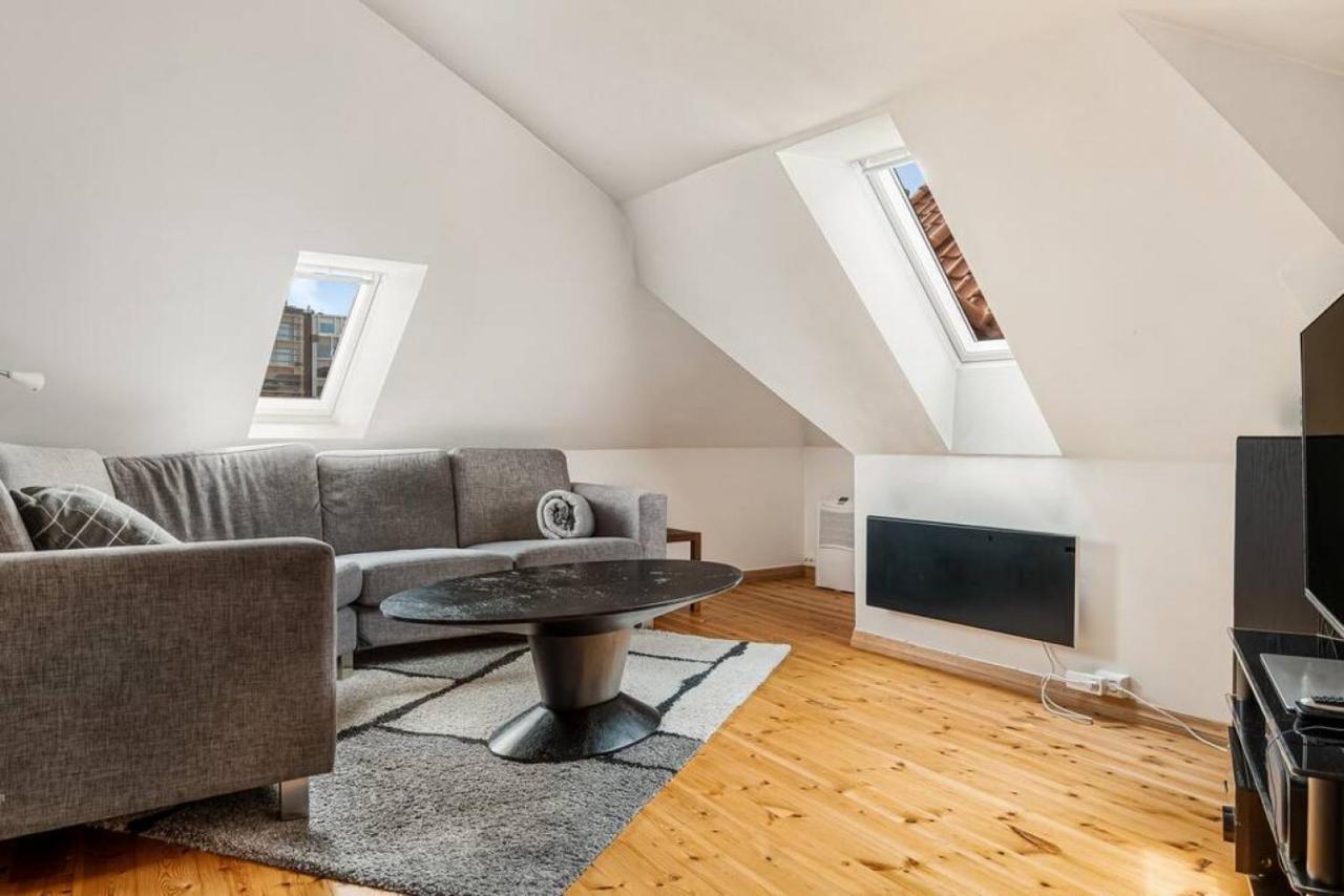 Dinbnb Apartments I Historical Two-Floor Apartment With Rooftop Panorama I 1645 Heritage 베르겐 외부 사진