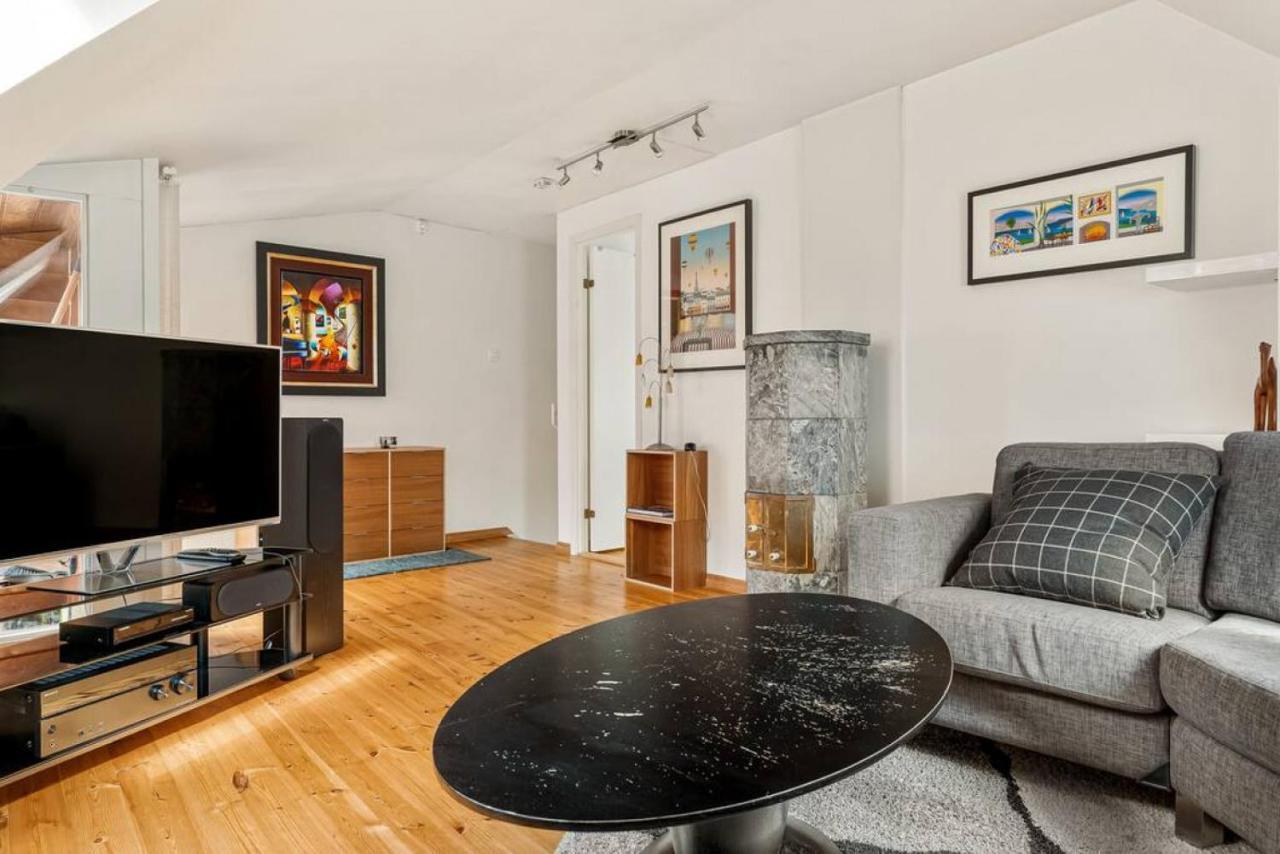 Dinbnb Apartments I Historical Two-Floor Apartment With Rooftop Panorama I 1645 Heritage 베르겐 외부 사진